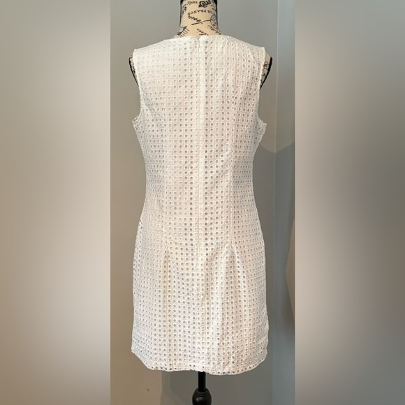 Alfred Sung Eyelet Shift Dress size 10 - Picture 2 of 4